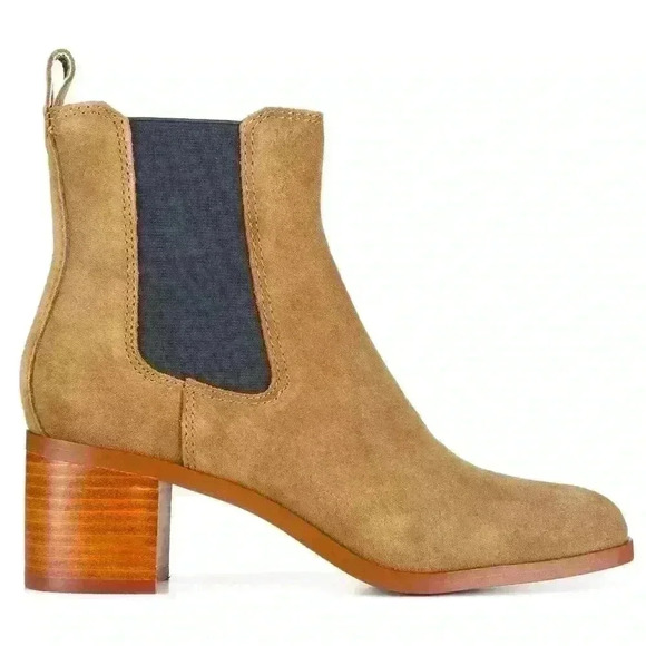 Steve Madden Shoes - NWOB Steve Madden Women's Rockwell Cognac Suede Chelsea Boot Size 9.5